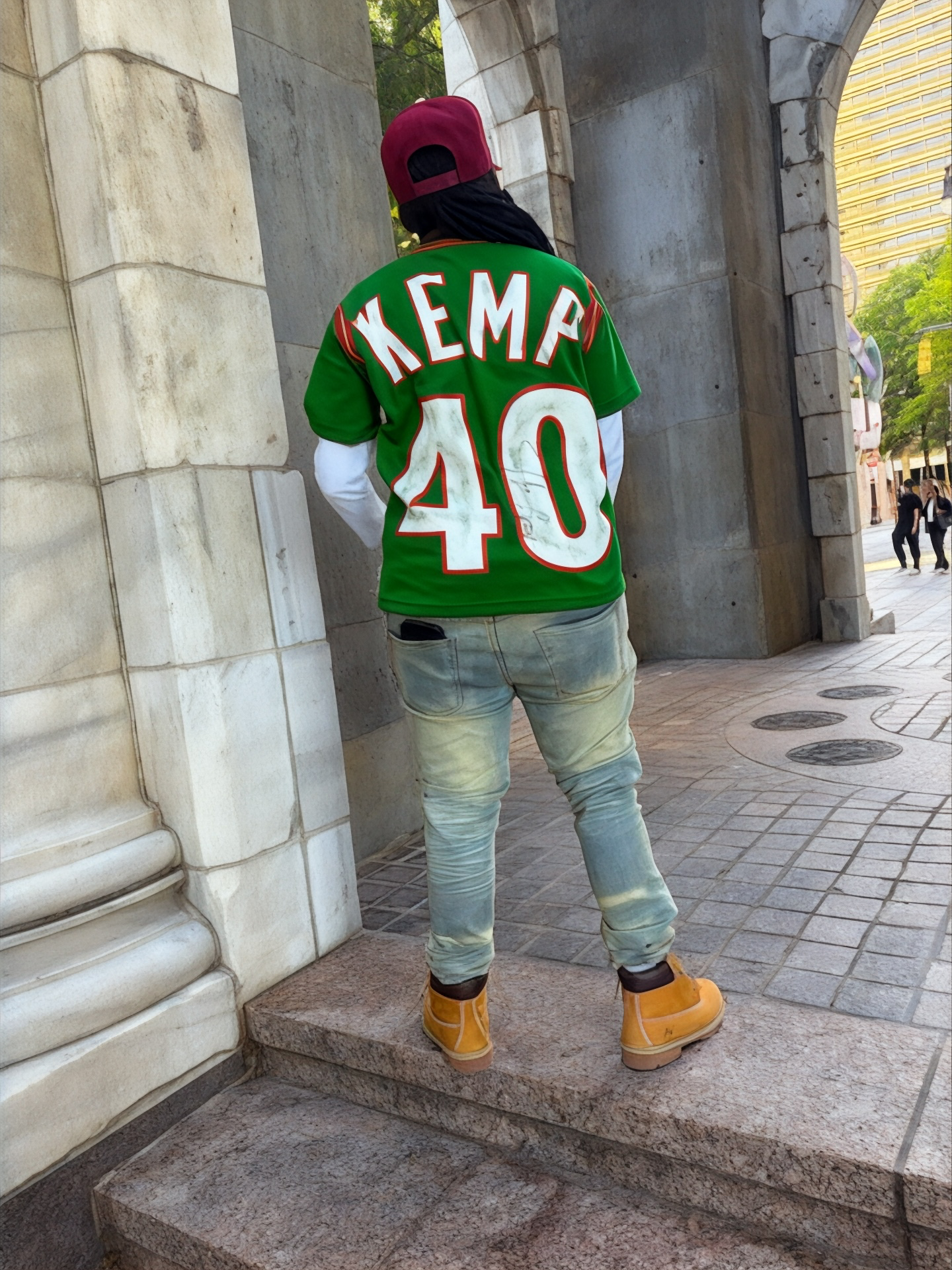 THE GOAT “KEMP” GRAPHIC PATCHED TEE.