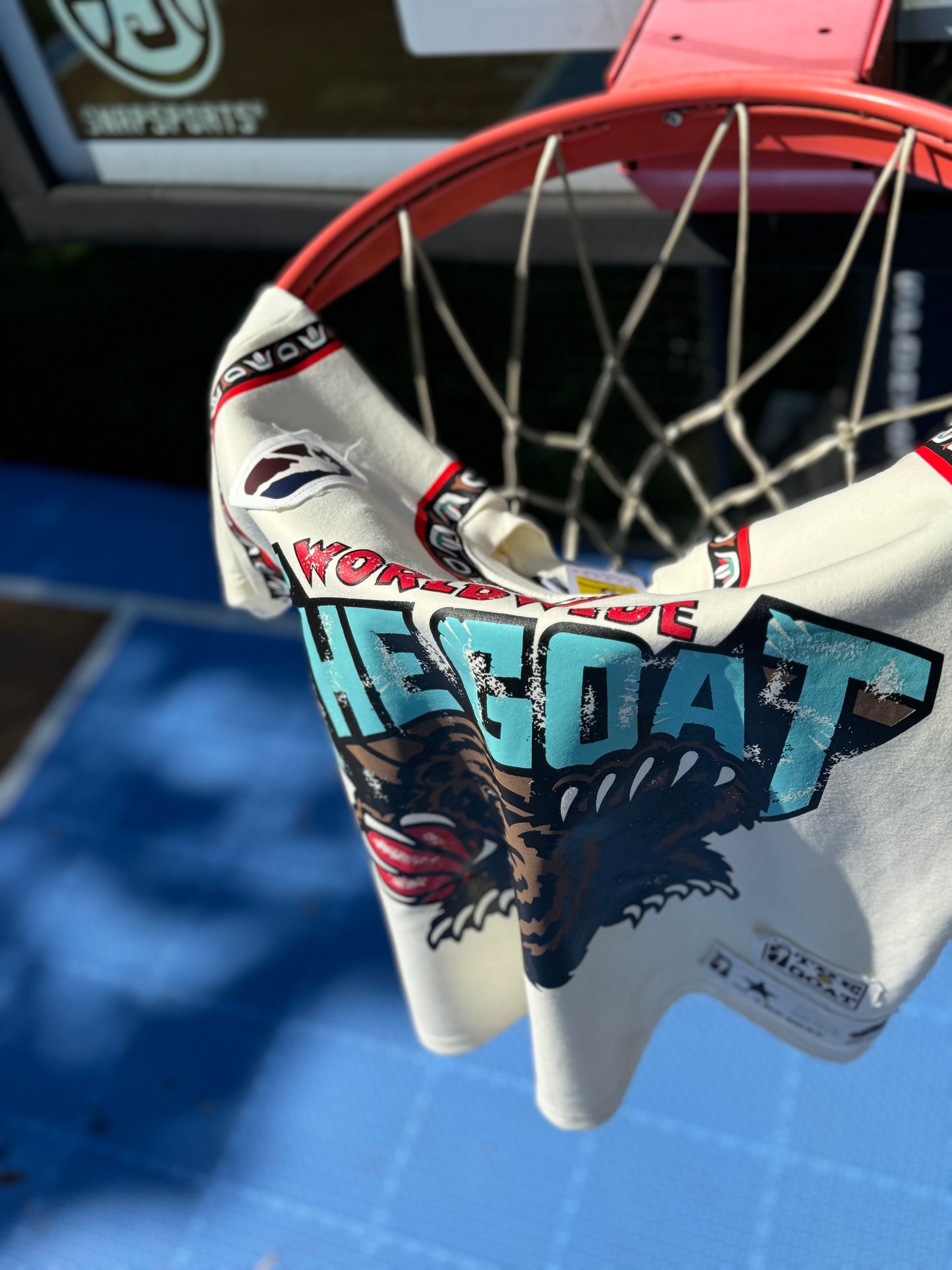 THE GOAT “JA’ MORANT” GRAPHIC PATCHED TEE.