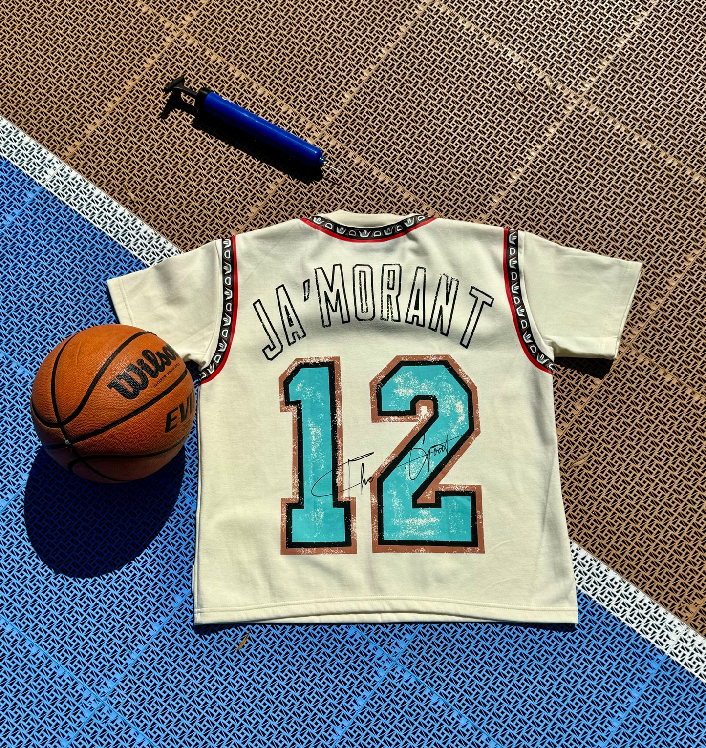 THE GOAT “JA’ MORANT” GRAPHIC PATCHED TEE.