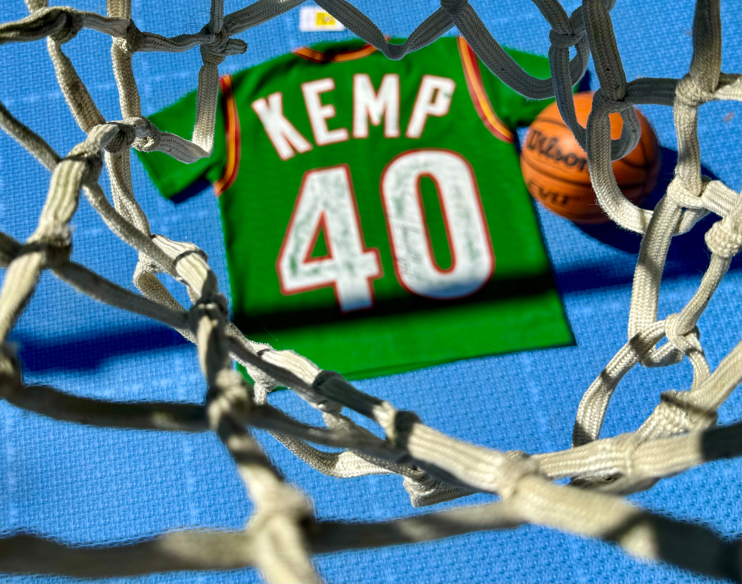 THE GOAT “KEMP” GRAPHIC PATCHED TEE.