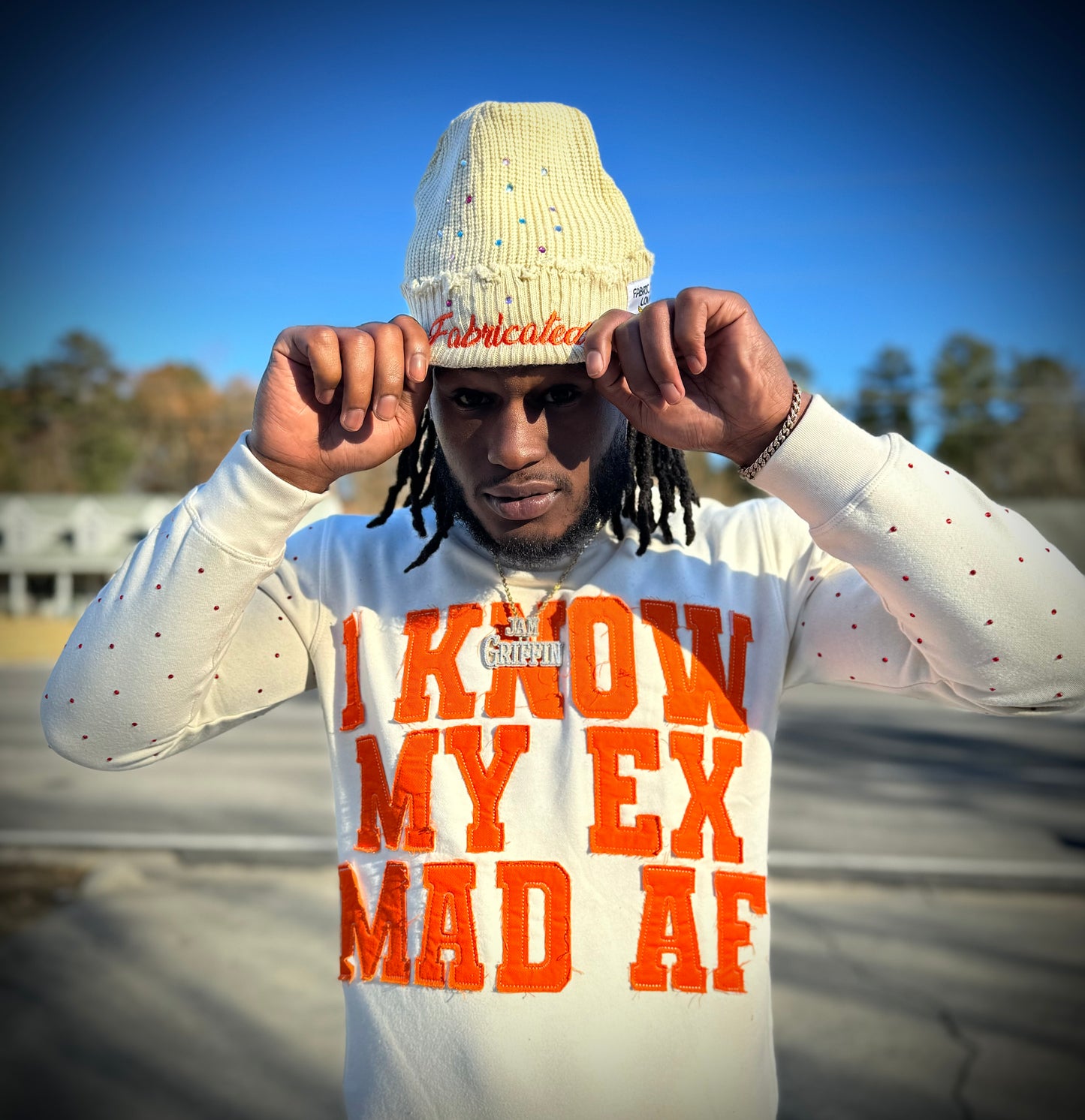 “I KNOW MY EX MAD AF” FABRICATED LOVE CREAM & ORANGE CREW NECK.